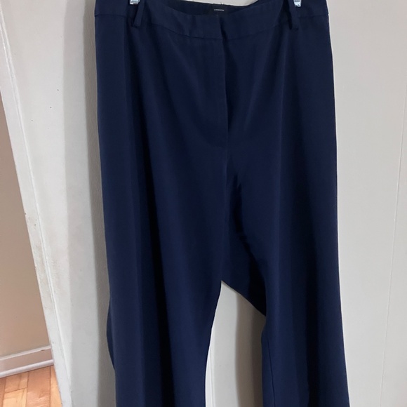 Windsor Petite plus Navy pants - Picture 2 of 4
